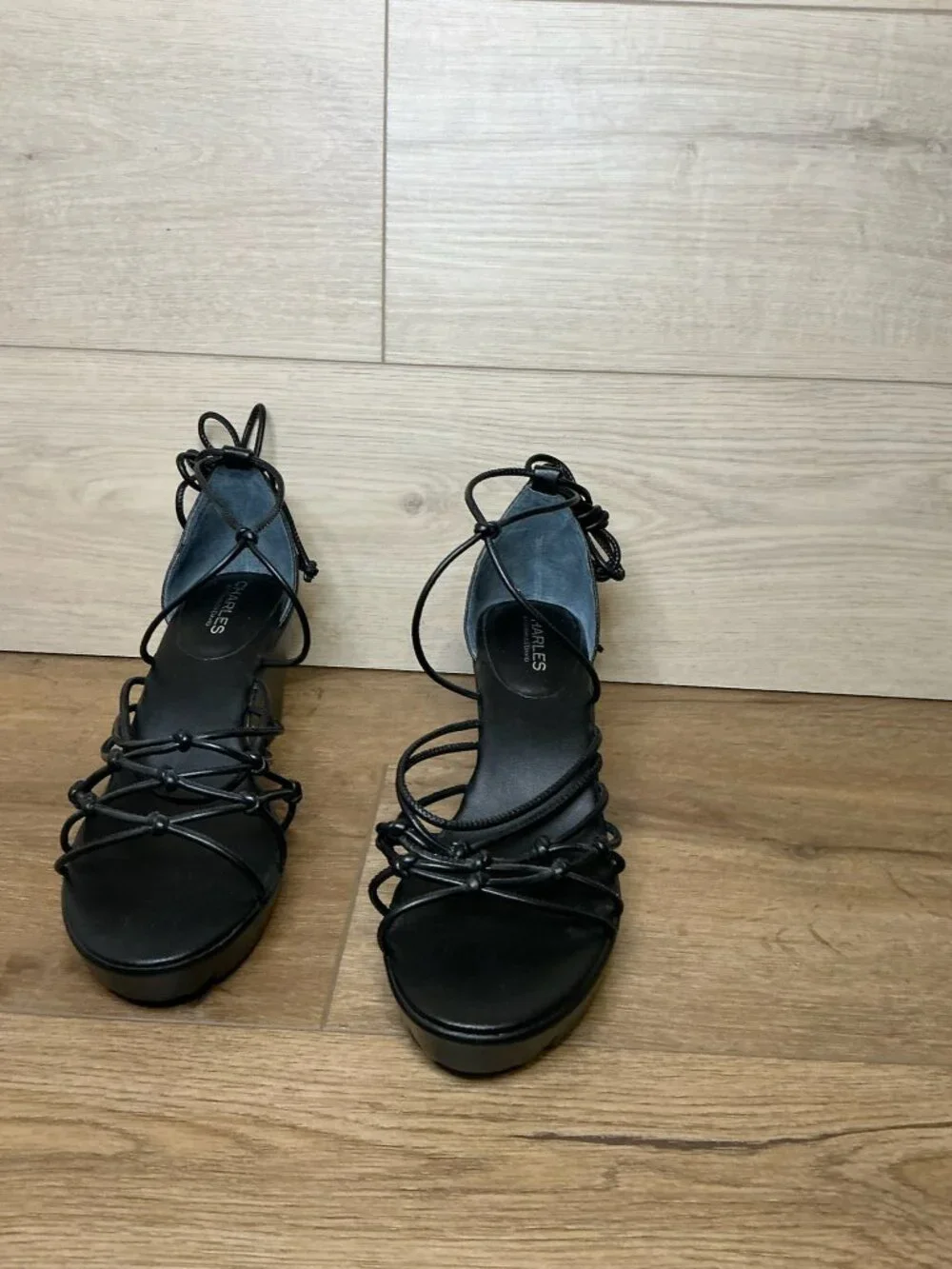 Charles David Vegas Wedge Sandals Strappy Platform Black 8.5M